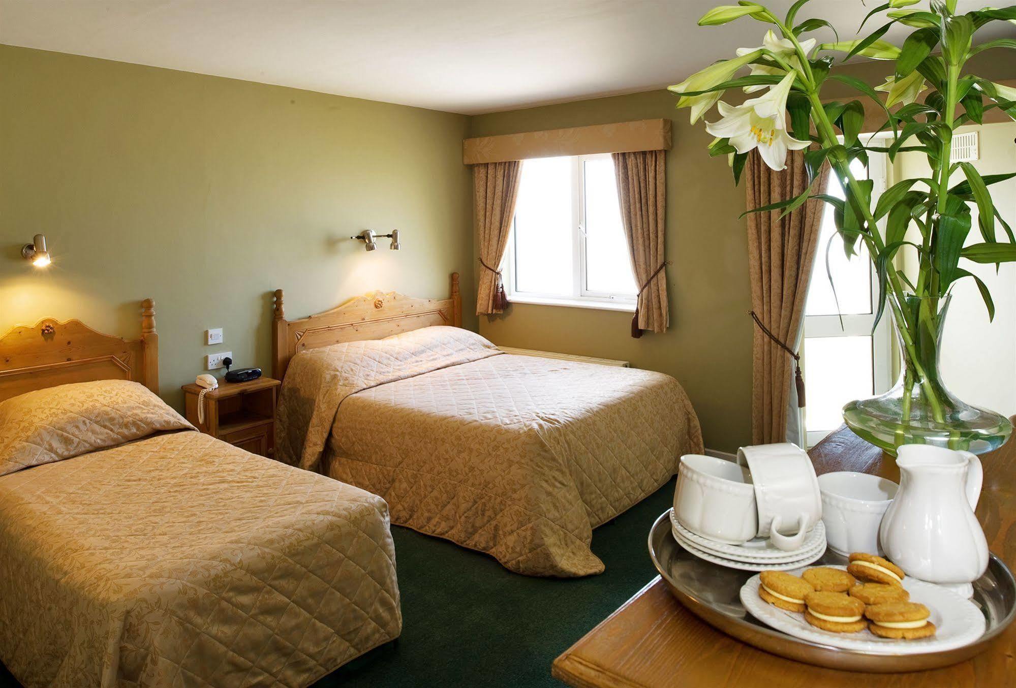 Lehinch Lodge Lahinch Dış mekan fotoğraf